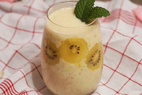 香蕉奶昔怎么做 香蕉奶昔的營養(yǎng)價值 香蕉奶昔怎么做 香蕉奶昔的營養(yǎng)價值