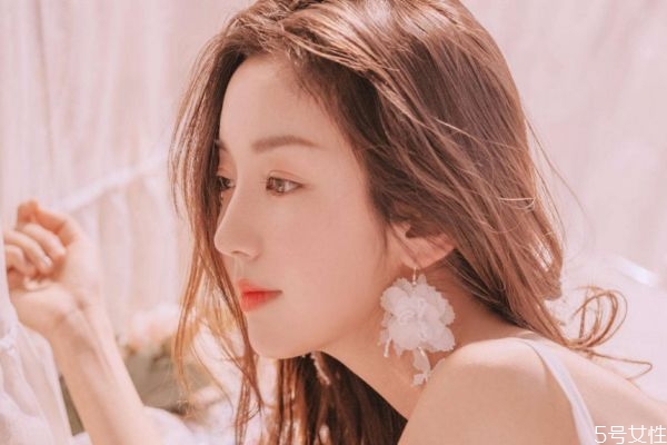 和女孩子聊天的方法 和女孩子聊天的小秘訣 和女孩子聊天的方法 和女孩子聊天的小秘訣