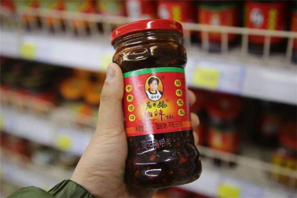 老干媽的熱量 老干媽吃了會(huì)胖嗎 老干媽的熱量 老干媽吃了會(huì)胖嗎