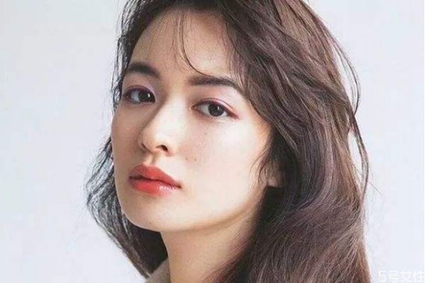 染發(fā)的技巧 ?染發(fā)什么顏色好看 染發(fā)的技巧 ?染發(fā)什么顏色好看