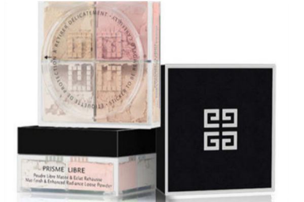 紀(jì)梵希散粉和蜜粉的區(qū)別 蜜粉好還是散粉好 紀(jì)梵希散粉和蜜粉的區(qū)別 蜜粉好還是散粉好