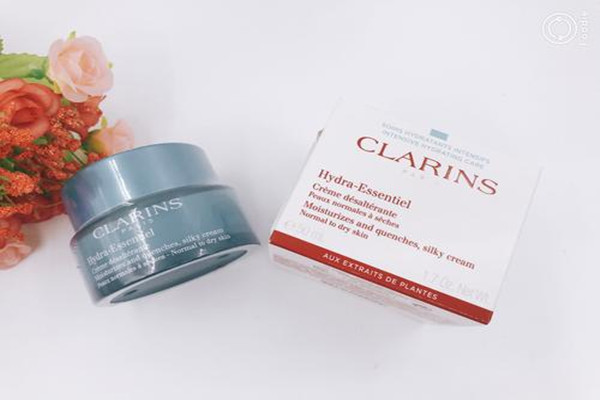 嬌韻詩(shī)恒潤(rùn)保濕滋養(yǎng)霜適合什么膚質(zhì) 嬌韻詩(shī)恒潤(rùn)保濕滋養(yǎng)霜好用嗎