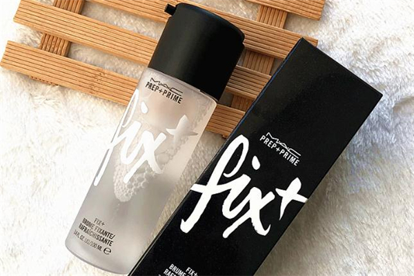 mac控妝水真假對比 mac控妝水有哪幾個(gè)味道