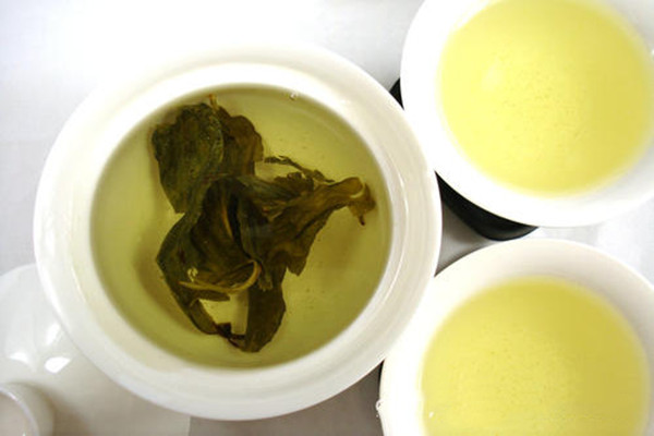 貧血的人能喝石崖茶嗎 喝石崖茶的副作用 貧血的人能喝石崖茶嗎 喝石崖茶的副作用