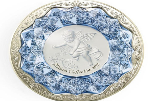 嘉娜寶天使蜜粉餅有幾個(gè)版本 嘉娜寶天使蜜粉餅貴嗎