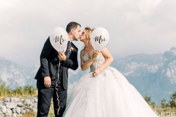 老婆出軌怎樣挽救婚姻 挽救婚姻的最好方法 老婆出軌怎樣挽救婚姻 挽救婚姻的最好方法