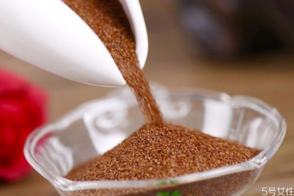 海藻面膜的海藻是什么 海藻面膜的副作用 海藻面膜的海藻是什么 海藻面膜的副作用