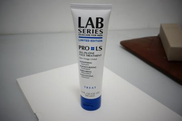 朗仕潔面乳是什么品牌 朗仕潔面乳洗后緊繃嗎 朗仕潔面乳是什么品牌 朗仕潔面乳洗后緊繃嗎