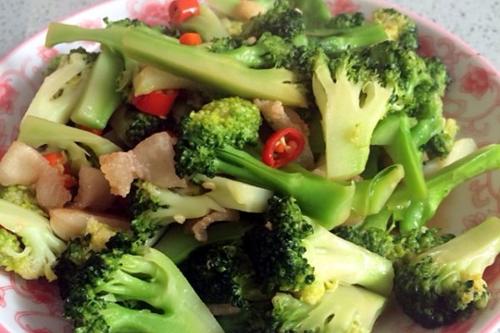 西蘭花炒肉怎么做好吃 西蘭花炒肉的做法 西蘭花炒肉怎么做好吃 西蘭花炒肉的做法