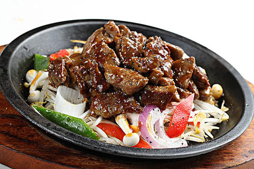 黑椒牛肉怎么做 黑椒牛肉的做法 黑椒牛肉怎么做 黑椒牛肉的做法