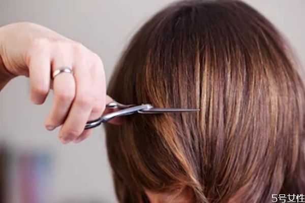 怎么剪劉海好看 自己修剪劉海要注意什么 怎么剪劉海好看 自己修剪劉海要注意什么