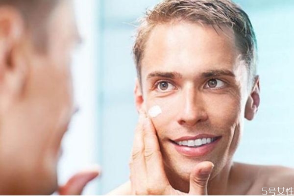 男生可以用面膜嗎 男生可以每天敷面膜嗎 男生可以用面膜嗎 男生可以每天敷面膜嗎
