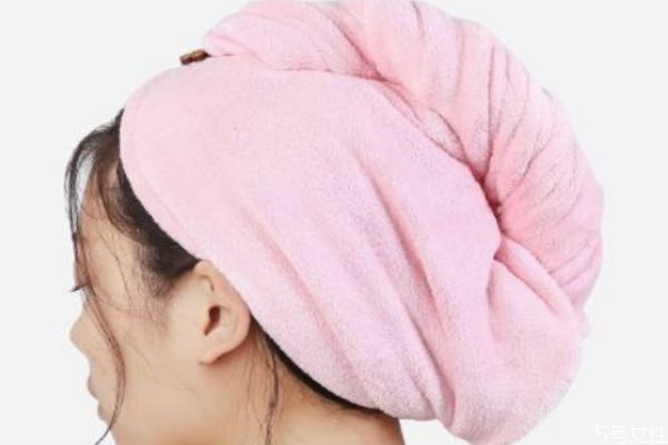 干發(fā)帽一般戴多長時(shí)間 干發(fā)帽多久換一次比較好 干發(fā)帽一般戴多長時(shí)間 干發(fā)帽多久換一次比較好