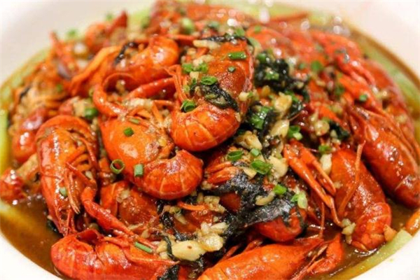 口味蝦和啤酒能一起吃嗎 吃口味蝦能喝啤酒嗎 口味蝦和啤酒能一起吃嗎 吃口味蝦能喝啤酒嗎