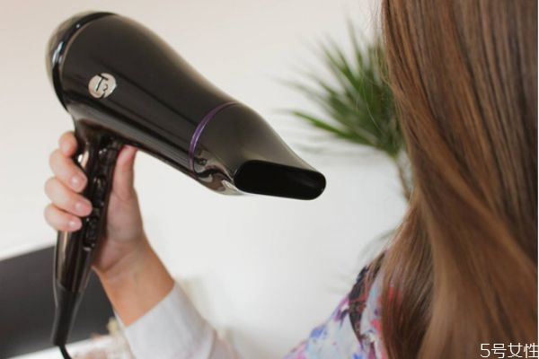 假發(fā)劉海片怎么洗 假發(fā)怎么保養(yǎng) 假發(fā)劉海片怎么洗 假發(fā)怎么保養(yǎng)