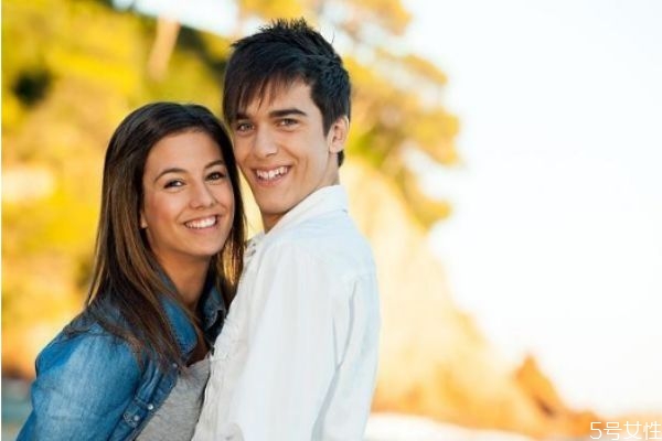 讓女人動心的好辦法 這些讓女人對你實名心動 讓女人動心的好辦法 這些讓女人對你實名心動