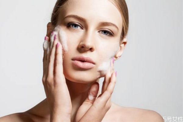 清潔面膜可以每天用嗎 清潔面膜的使用方法 清潔面膜可以每天用嗎 清潔面膜的使用方法