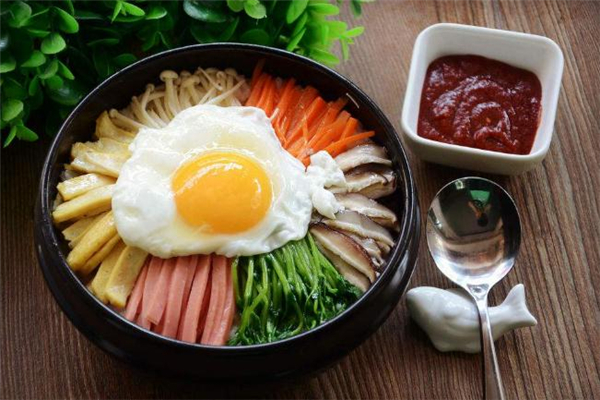 石鍋拌飯可以用砂鍋做嗎 石鍋拌飯沒有石鍋怎么辦