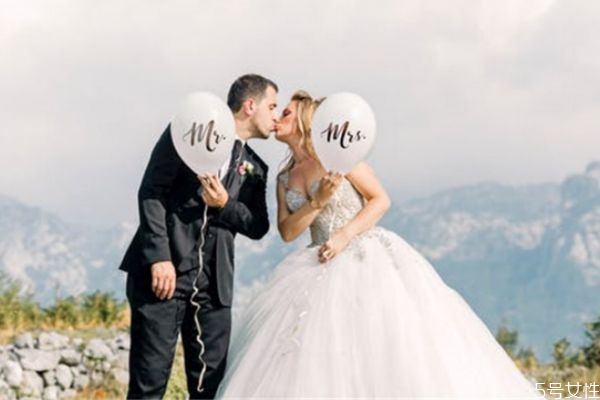 怎么樣做個好妻子 該如何經(jīng)營自己的婚姻 怎么樣做個好妻子 該如何經(jīng)營自己的婚姻