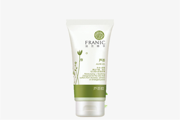 法蘭琳卡蘆薈膠的使用方法 法蘭琳卡蘆薈膠什么時(shí)候使用 法蘭琳卡蘆薈膠的使用方法 法蘭琳卡蘆薈膠什么時(shí)候使用