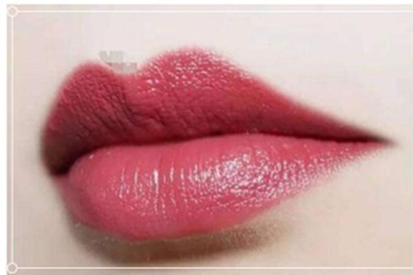 中年女人適合什么顏色的口紅 中年女人選什么顏色口紅好看 中年女人適合什么顏色的口紅 中年女人選什么顏色口紅好看