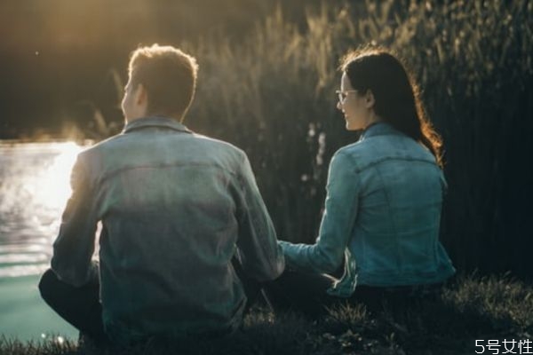 如何挽回老婆的心絕招 挽留老婆不離婚的話語 如何挽回老婆的心絕招 挽留老婆不離婚的話語