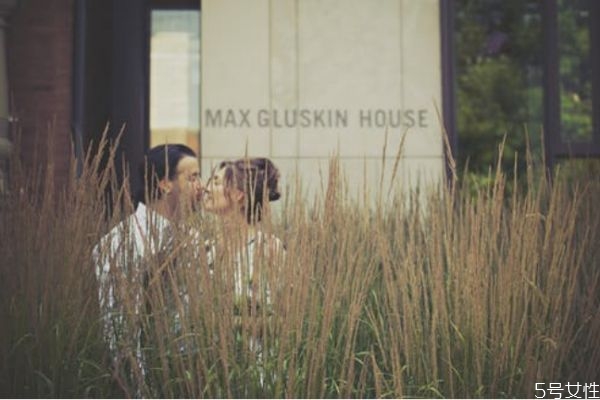 如何挽回老婆的心絕招 挽留老婆不離婚的話語 如何挽回老婆的心絕招 挽留老婆不離婚的話語