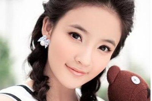 吸雕雙眼皮術(shù)后怎樣護(hù)理 吸雕雙眼皮術(shù)有什么風(fēng)險(xiǎn) 吸雕雙眼皮術(shù)后怎樣護(hù)理 吸雕雙眼皮術(shù)有什么風(fēng)險(xiǎn)