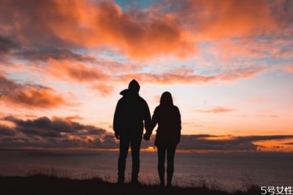 離婚后挽回前妻技巧 如何修復(fù)夫妻關(guān)系 離婚后挽回前妻技巧 如何修復(fù)夫妻關(guān)系