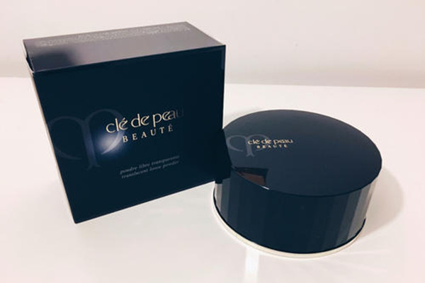 肌膚之鑰透亮蜜粉粉質(zhì)如何 肌膚之鑰透亮蜜粉適合什么膚質(zhì)用 肌膚之鑰透亮蜜粉粉質(zhì)如何 肌膚之鑰透亮蜜粉適合什么膚質(zhì)用