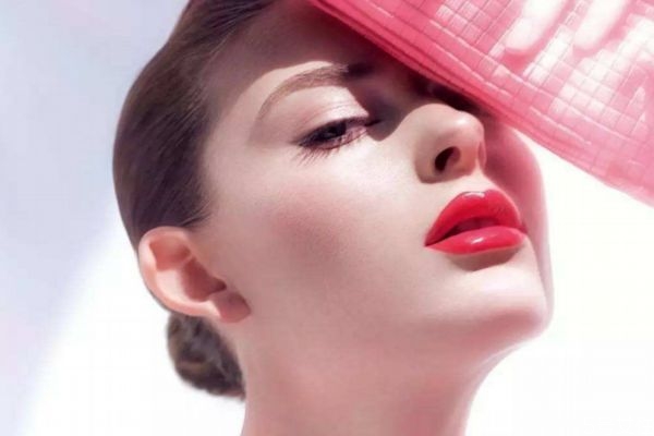 唇釉為什么要倒著放 唇釉倒著保存好嗎 唇釉為什么要倒著放 唇釉倒著保存好嗎