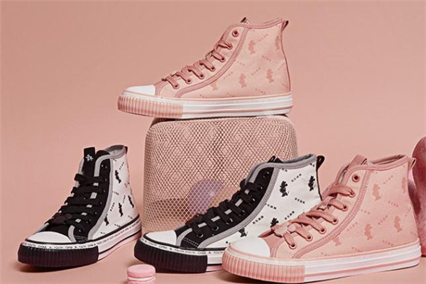 森馬迪士尼聯(lián)名帆布鞋怎么樣 森馬迪士尼聯(lián)名鞋好看嗎 森馬迪士尼聯(lián)名帆布鞋怎么樣 森馬迪士尼聯(lián)名鞋好看嗎