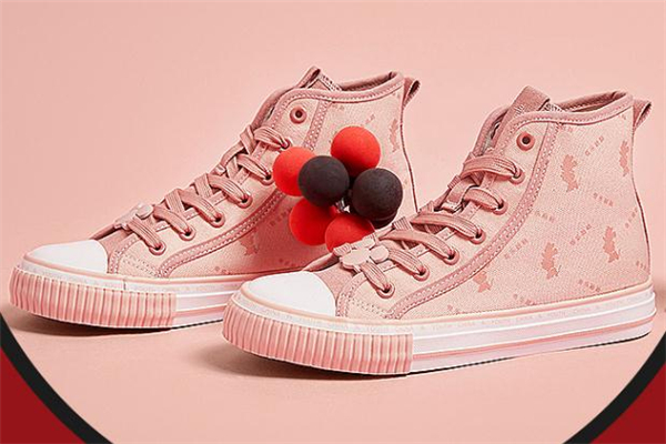 森馬迪士尼聯(lián)名帆布鞋怎么樣 森馬迪士尼聯(lián)名鞋好看嗎 森馬迪士尼聯(lián)名帆布鞋怎么樣 森馬迪士尼聯(lián)名鞋好看嗎