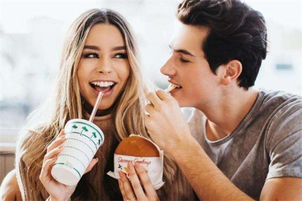 如何讓老婆忘掉我的出軌 老婆如何面對(duì)老公出軌