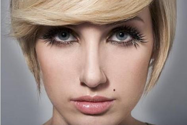 埋線和壓雙眼皮的主要差別在哪 壓雙眼皮的特點 埋線和壓雙眼皮的主要差別在哪 壓雙眼皮的特點