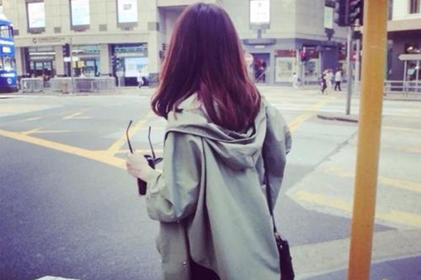 女生接受表白的表現(xiàn) 女生接受表白會怎樣做 女生接受表白的表現(xiàn) 女生接受表白會怎樣做