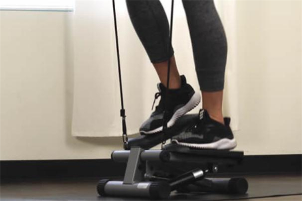 踏步機(jī)每天做多少分鐘 踏步機(jī)每周做幾次 踏步機(jī)每天做多少分鐘 踏步機(jī)每周做幾次