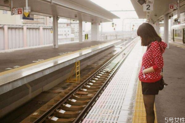 男人玩你最明顯的表現(xiàn) 一個(gè)男人吊著你的表現(xiàn) 男人玩你最明顯的表現(xiàn) 一個(gè)男人吊著你的表現(xiàn)