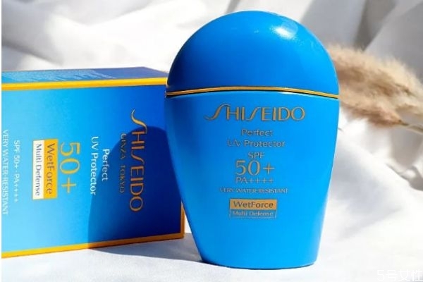 夏天陰天需要防曬嗎 陰天紫外線強(qiáng)還是晴天紫外線強(qiáng) 夏天陰天需要防曬嗎 陰天紫外線強(qiáng)還是晴天紫外線強(qiáng)