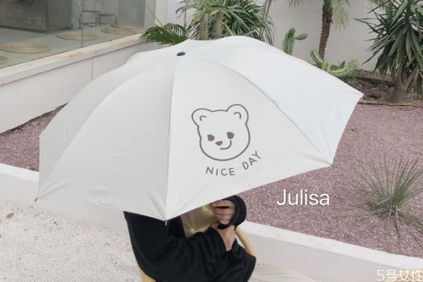 太陽(yáng)傘臟了可以洗嗎 太陽(yáng)傘保養(yǎng)方法 太陽(yáng)傘臟了可以洗嗎 太陽(yáng)傘保養(yǎng)方法