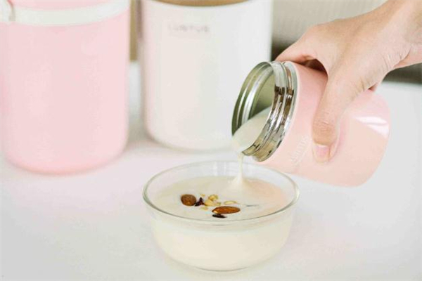 燜燒杯可以裝熟飯嗎 燜燒杯帶飯會(huì)餿嗎 燜燒杯可以裝熟飯嗎 燜燒杯帶飯會(huì)餿嗎