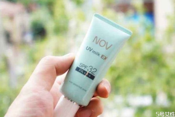 油性皮膚怎么防曬 油性皮膚護膚的誤區(qū) 油性皮膚怎么防曬 油性皮膚護膚的誤區(qū)