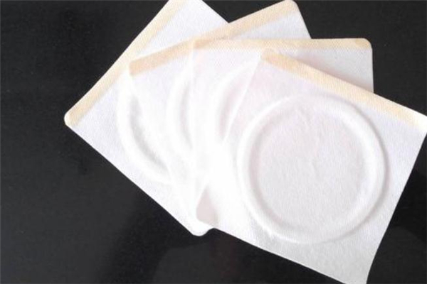 三伏貼白天貼還是晚上貼 三伏貼貼在什么地方 三伏貼白天貼還是晚上貼 三伏貼貼在什么地方