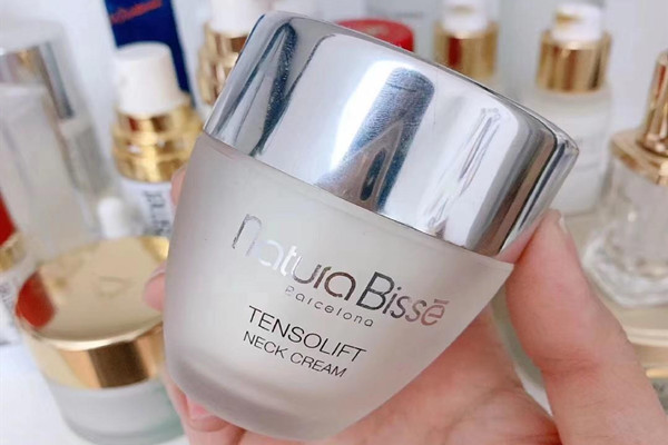 悅碧施頸霜哪個(gè)國(guó)家的 悅碧施頸霜好用嗎 悅碧施頸霜哪個(gè)國(guó)家的 悅碧施頸霜好用嗎