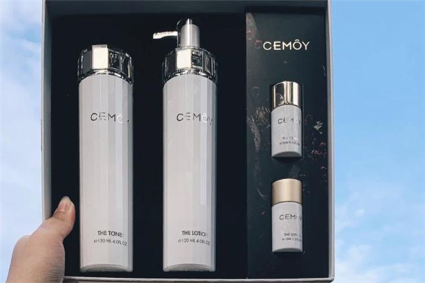 cemoy水乳真假辨別 cemoy水乳使用方法 cemoy水乳真假辨別 cemoy水乳使用方法