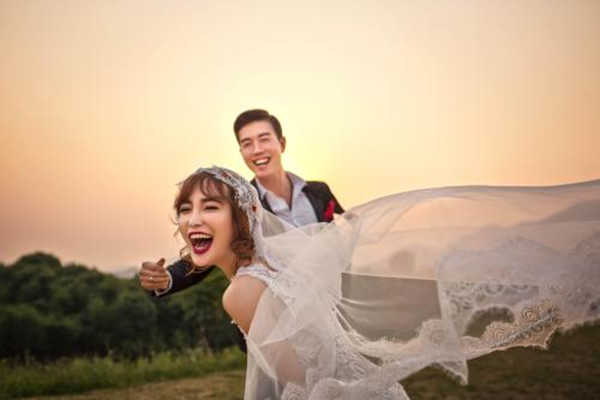 和喜歡的人聊不到一起還能交往嗎 和喜歡的人沒共同話題怎么辦 和喜歡的人聊不到一起還能交往嗎 和喜歡的人沒共同話題怎么辦