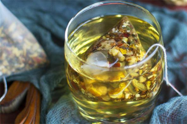 紅豆薏米茶什么時候喝效果最好 紅豆薏米茶一天喝多少 紅豆薏米茶什么時候喝效果最好 紅豆薏米茶一天喝多少