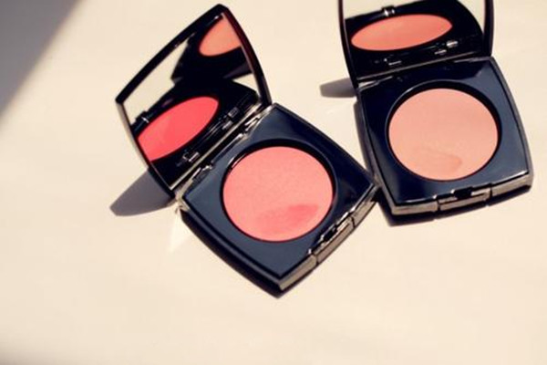 香奈兒腮紅霜介紹 香奈兒腮紅霜有哪幾款顏色 香奈兒腮紅霜介紹 香奈兒腮紅霜有哪幾款顏色