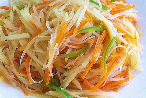 胡蘿卜土豆絲怎么做好吃 胡蘿卜土豆絲的做法 胡蘿卜土豆絲怎么做好吃 胡蘿卜土豆絲的做法