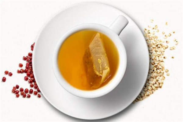 紅豆薏米茶能放冰糖嗎 紅豆薏米茶喝多了會胖嗎 紅豆薏米茶能放冰糖嗎 紅豆薏米茶喝多了會胖嗎